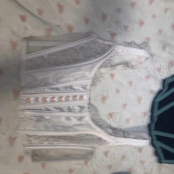 SOLD NOT AVAILABLE - Picture 4 of 10